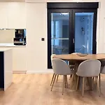 Apartment Charming In The Center Of *