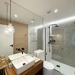 Apartment Charming In The Center Of *
