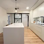 Apartment Charming In The Center Of *