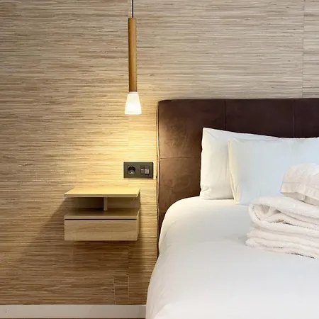 דירה Charming In The Center Of