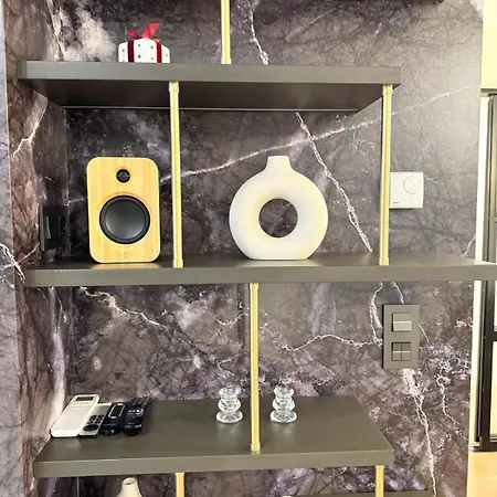 Charming In The Center Of דירה ויגו