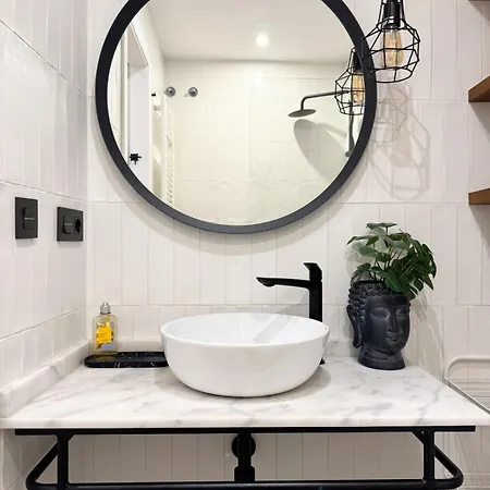 Charming In The Center Of *