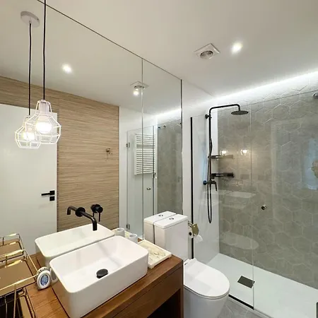 דירה Charming In The Center Of ויגו